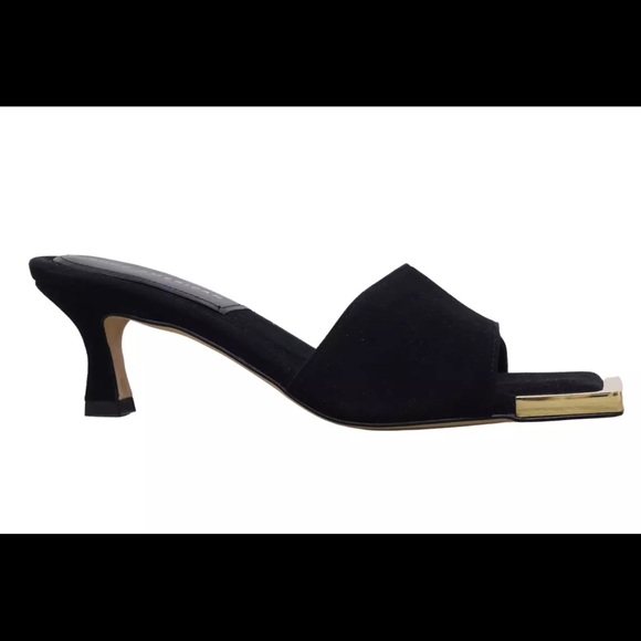 Good American Black Heels with Sleek Design - Picture 4 of 7